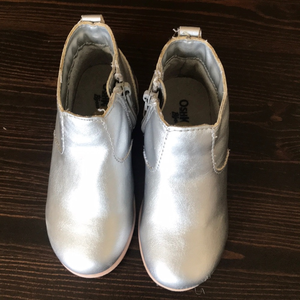 Silver booties Little kids